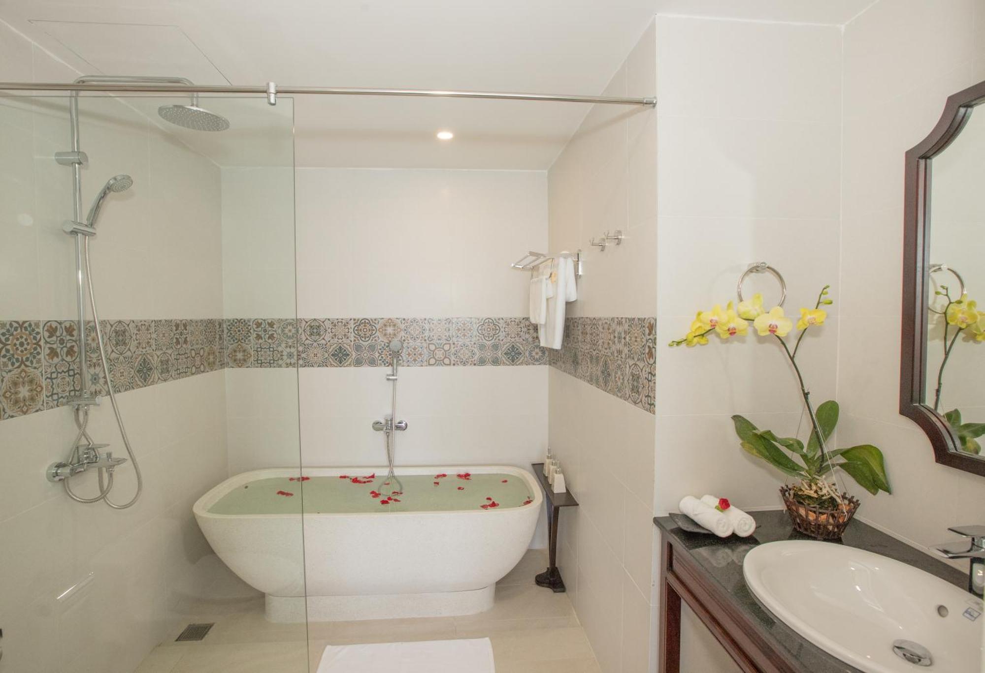 Roxana River Villa Hoi An Exterior photo